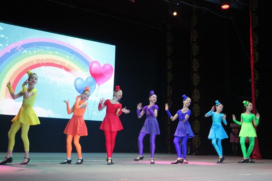 Арабеск и Непоседы в Доме дружбы 