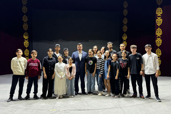 Искусство театра