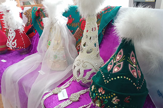 Платок «расскажет» о хозяйке