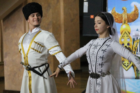  «Ата заң – елдің еңсесі»