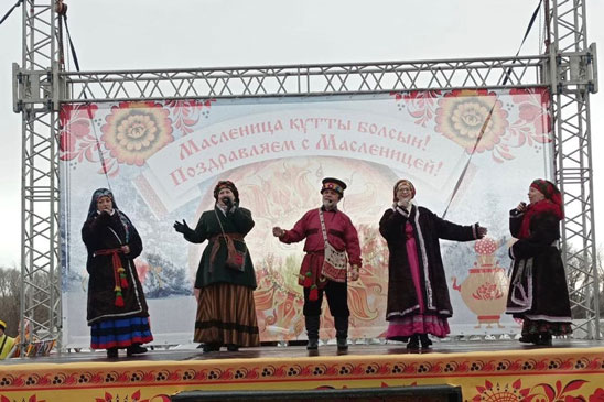 Зиму проводили, а весну встретили