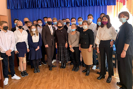 Молодежь настроена слышать