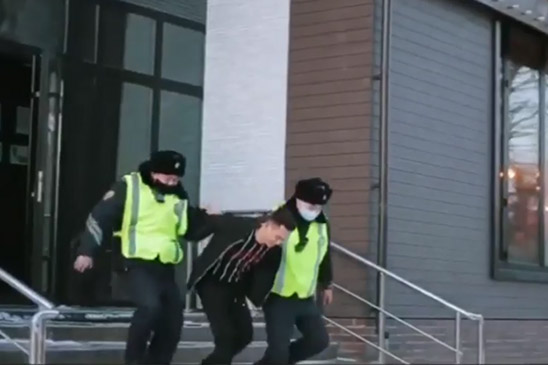 Никогда не шутите о серьезном