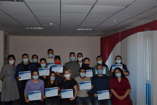 Волонтеры отражение страны 