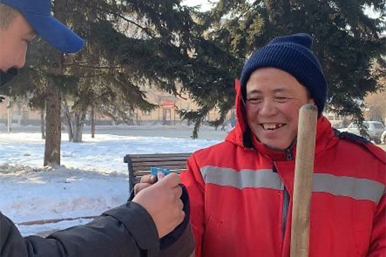 Угостили, просветили и улыбку подарили 