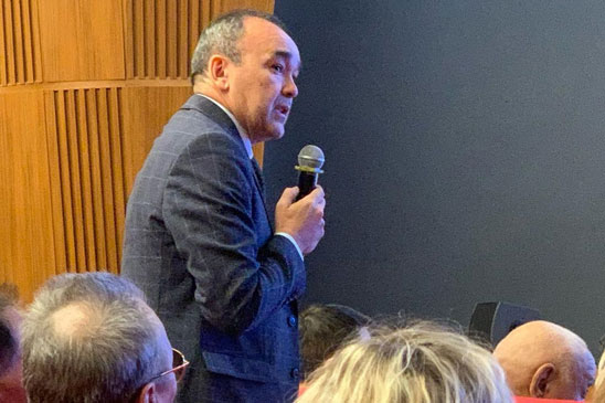 Сайлау кездесуіне қатысты