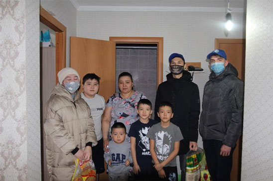 Поблагодарили и помогли