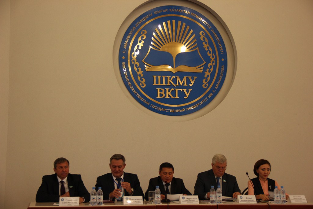 Дому дружбы 25 лет