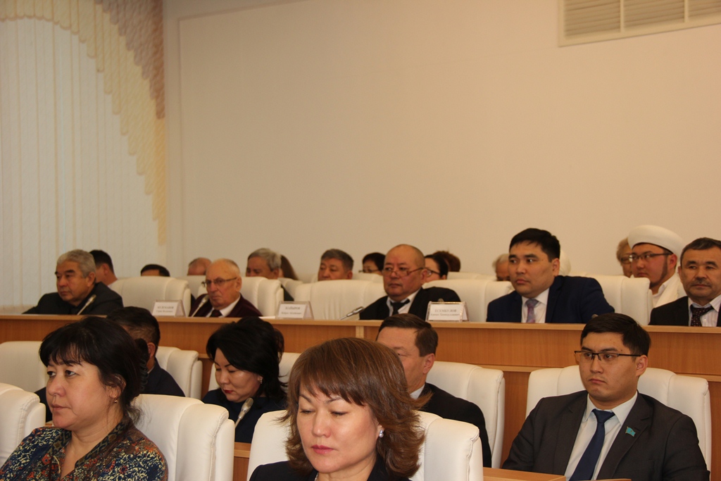 Обсудили послание Президента