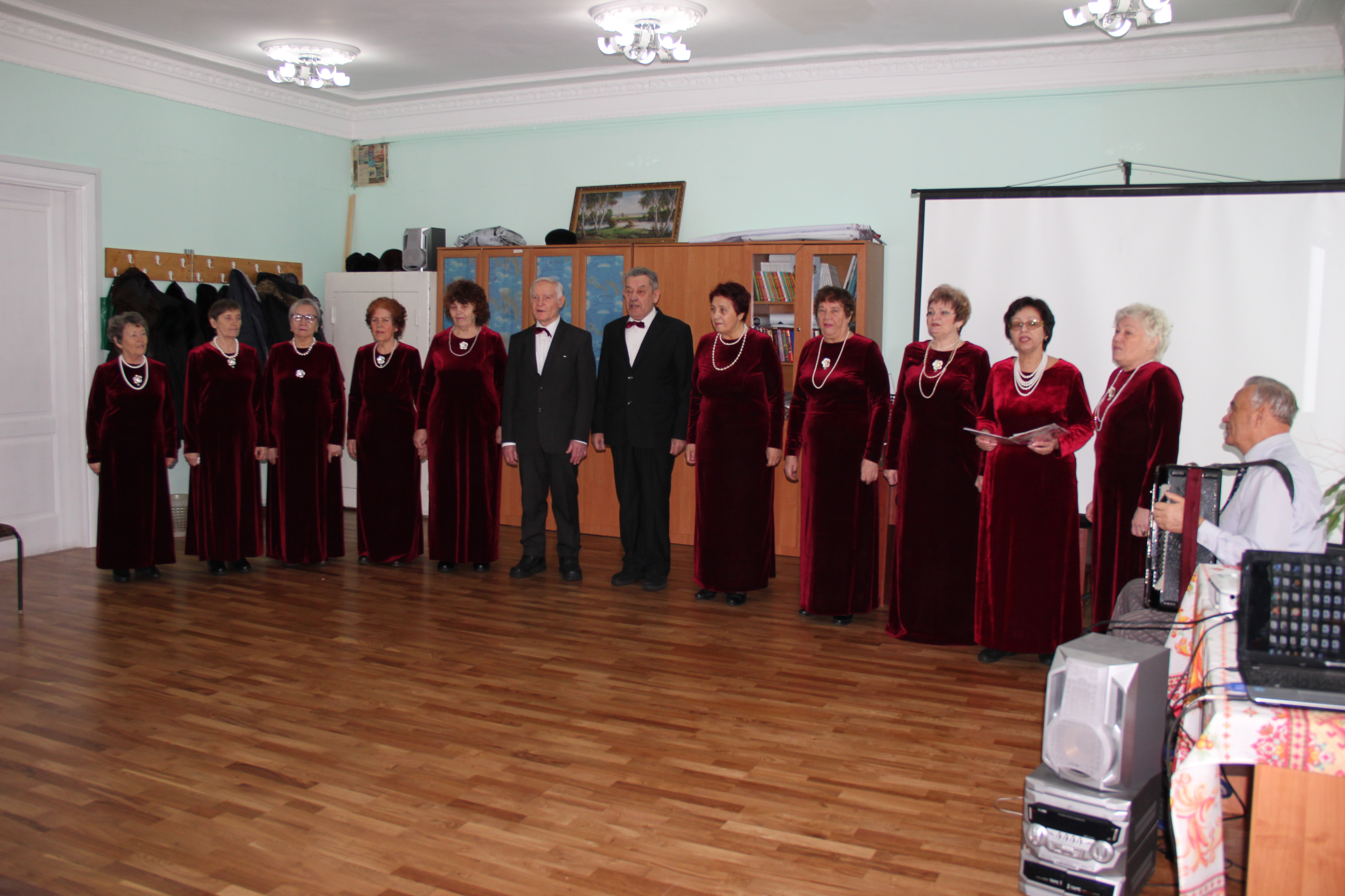 Поздравляем милых женщин!