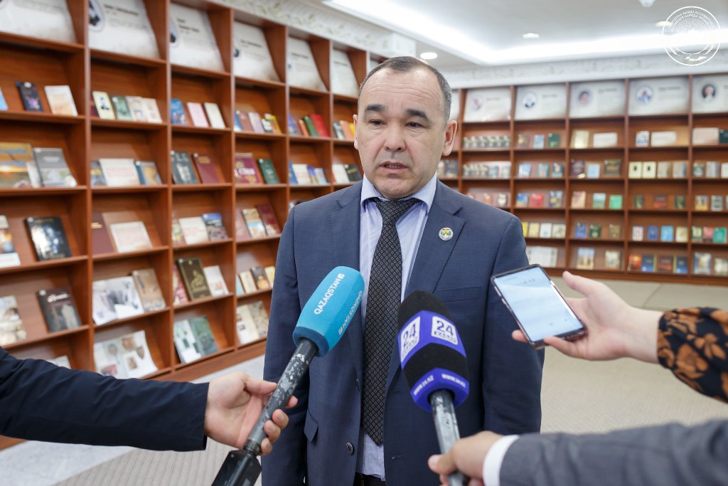 ШҚО ДОСТЫҚ ҮЙІ: ҚХА ҚЫЗМЕТІН БАЛАЛАР ТЕЛЕАРНАДАҒЫ БАҒДАРЛАМА АРҚЫЛЫ ТАНЫСТЫРАТЫН БОЛАДЫ