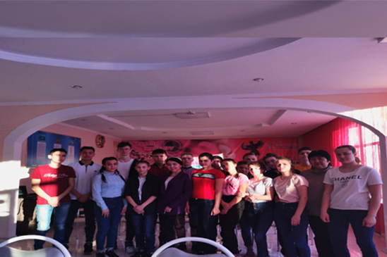 В интернете самое главное – слова и воображение