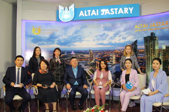 Диалоговая площадка «Этносы Казахстана: вклад в историко-культурное развитие народа»